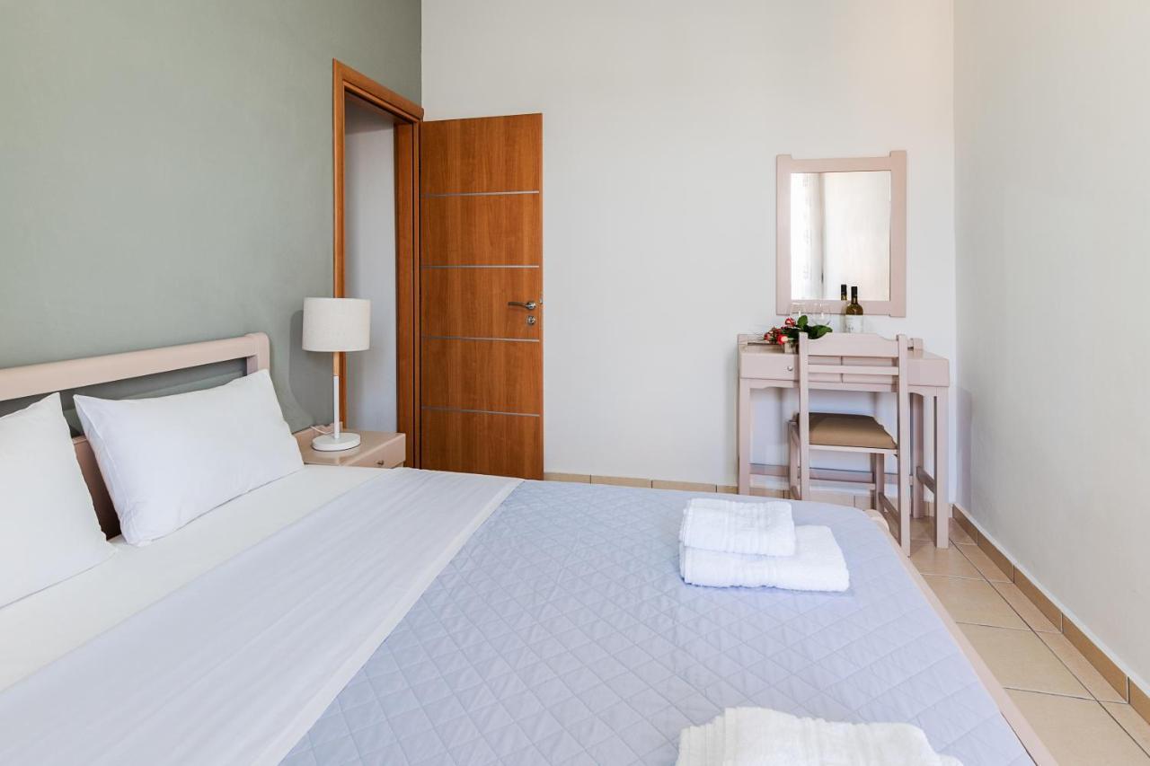 Villa Krini Калатас Екстериор снимка