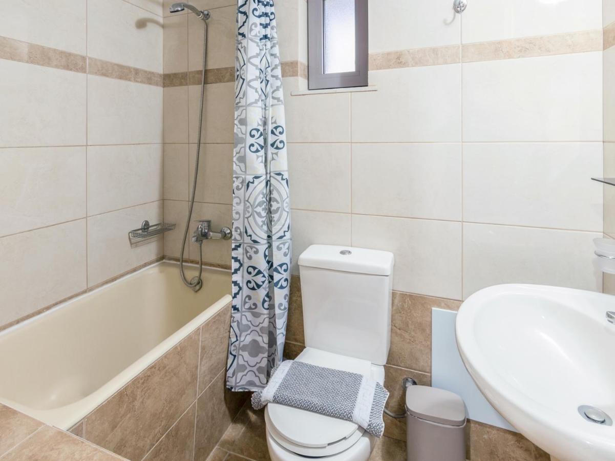 Villa Krini Калатас Екстериор снимка
